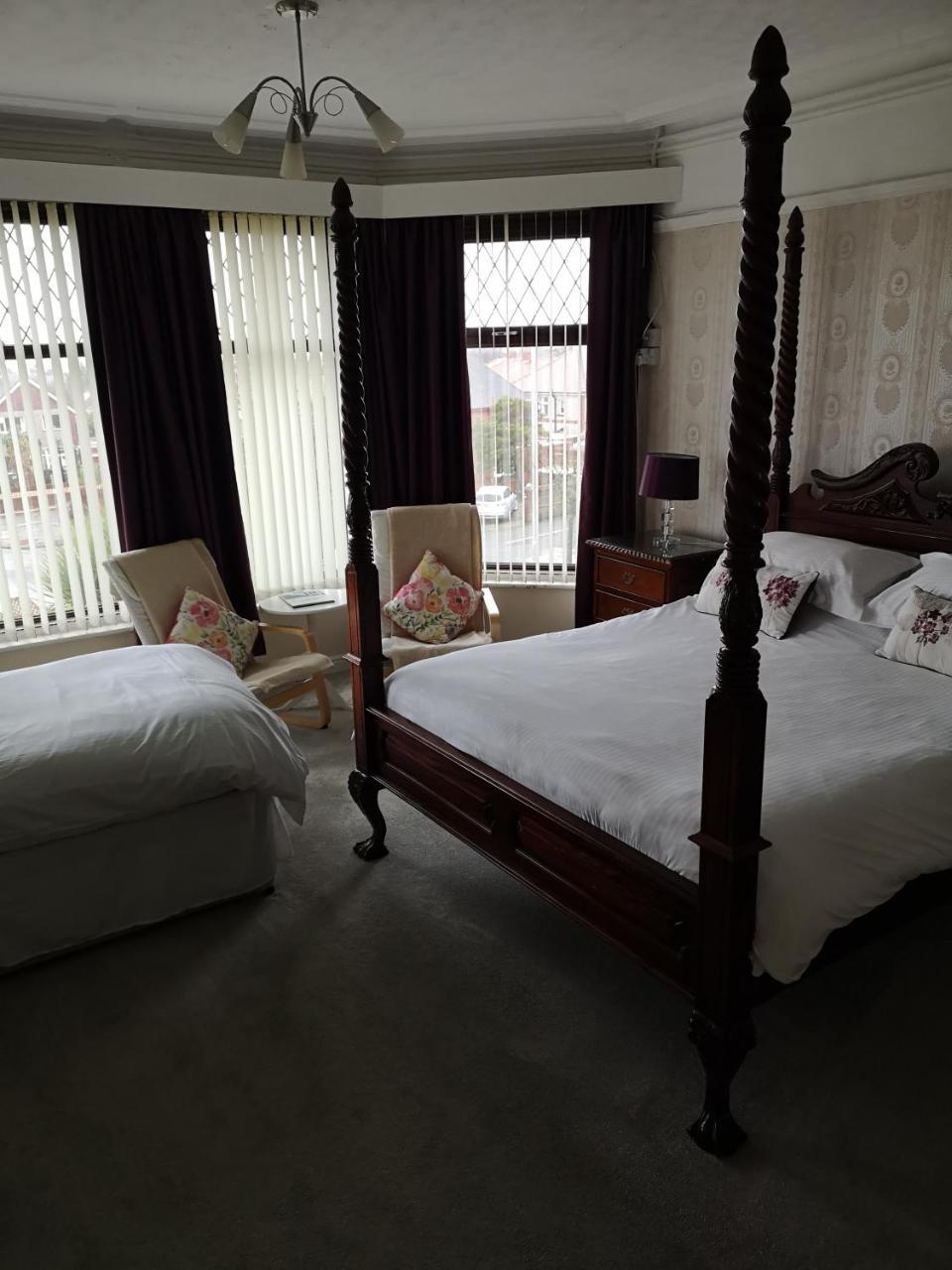 East Mount House Guest house 3*